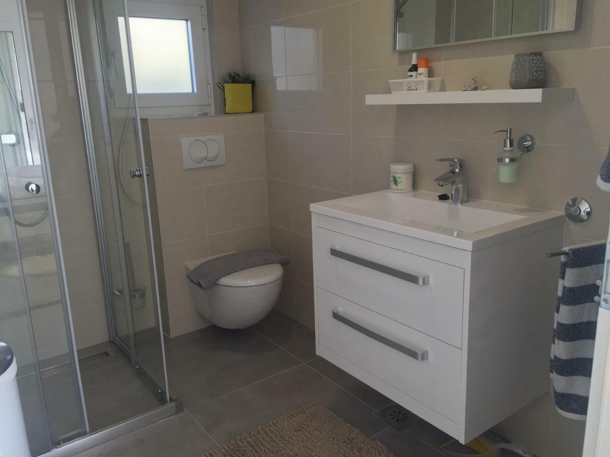 Apartman Zeljka Apartment Podgora Bagian luar foto